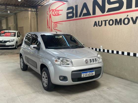FIAT UNO 1.0 EVO VIVACE 8V FLEX 4P MANUAL FIAT UNO 1.0 EVO VIVACE 8V FLEX 4P MANUAL